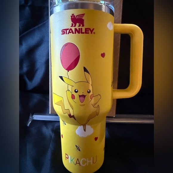 New 40oz Stanley Yellow Quencher H2.0 Tumbler Featuring Pikachu with Straw - Picture 8 of 9